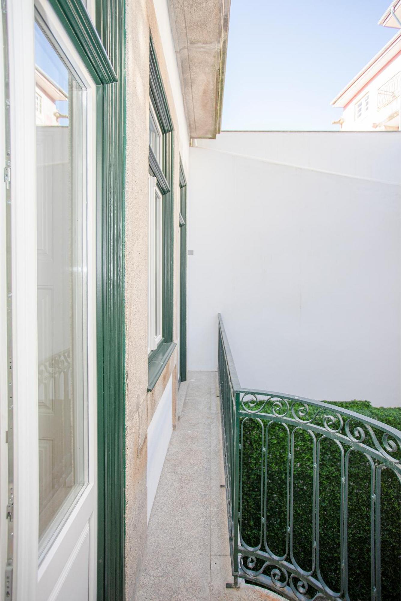 Liiiving In Porto-Mouzinho Residence Apartments Exterior photo