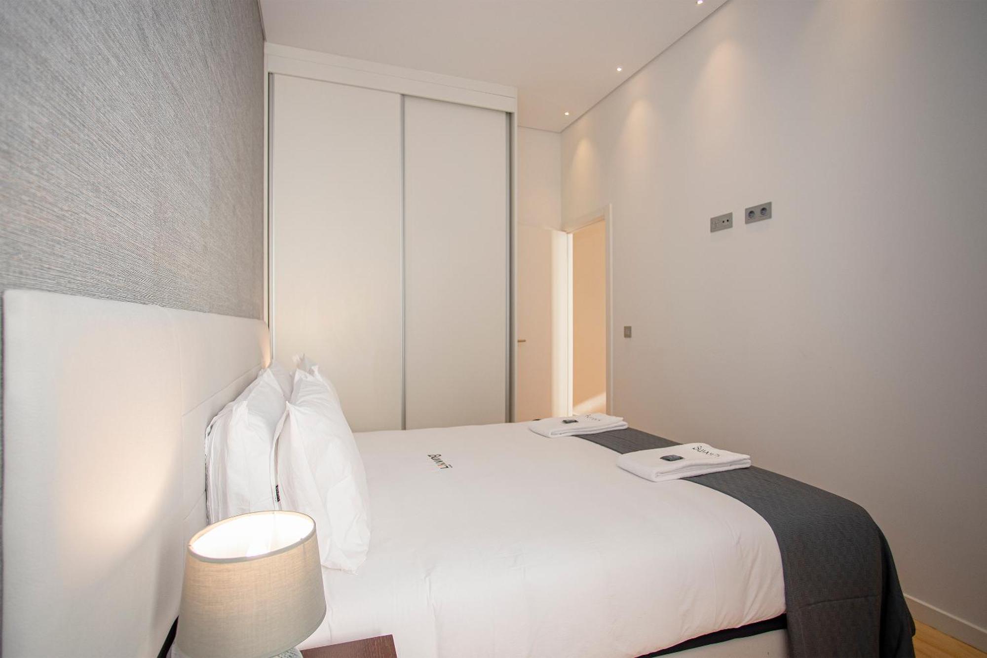 Liiiving In Porto-Mouzinho Residence Apartments Exterior photo